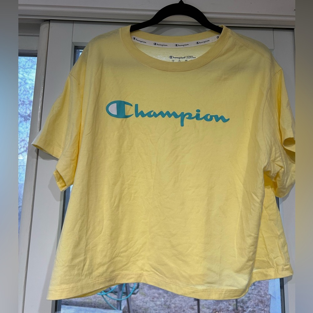 Cropped Champion T-Shirtt